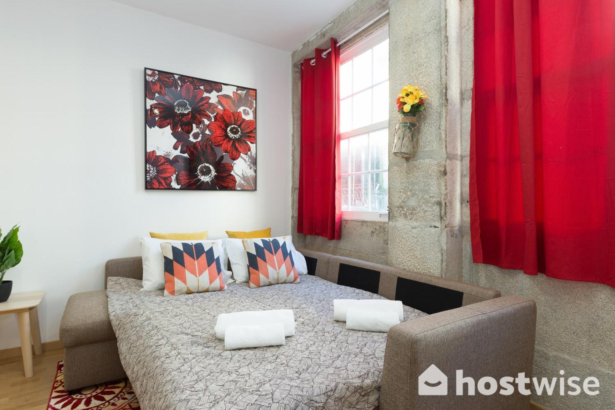 Host Wise - Colorful Fresh Flats - Batalha Apartment Porto Exterior photo